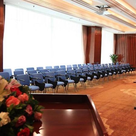 Xining Sapphire Hotel Екстериор снимка