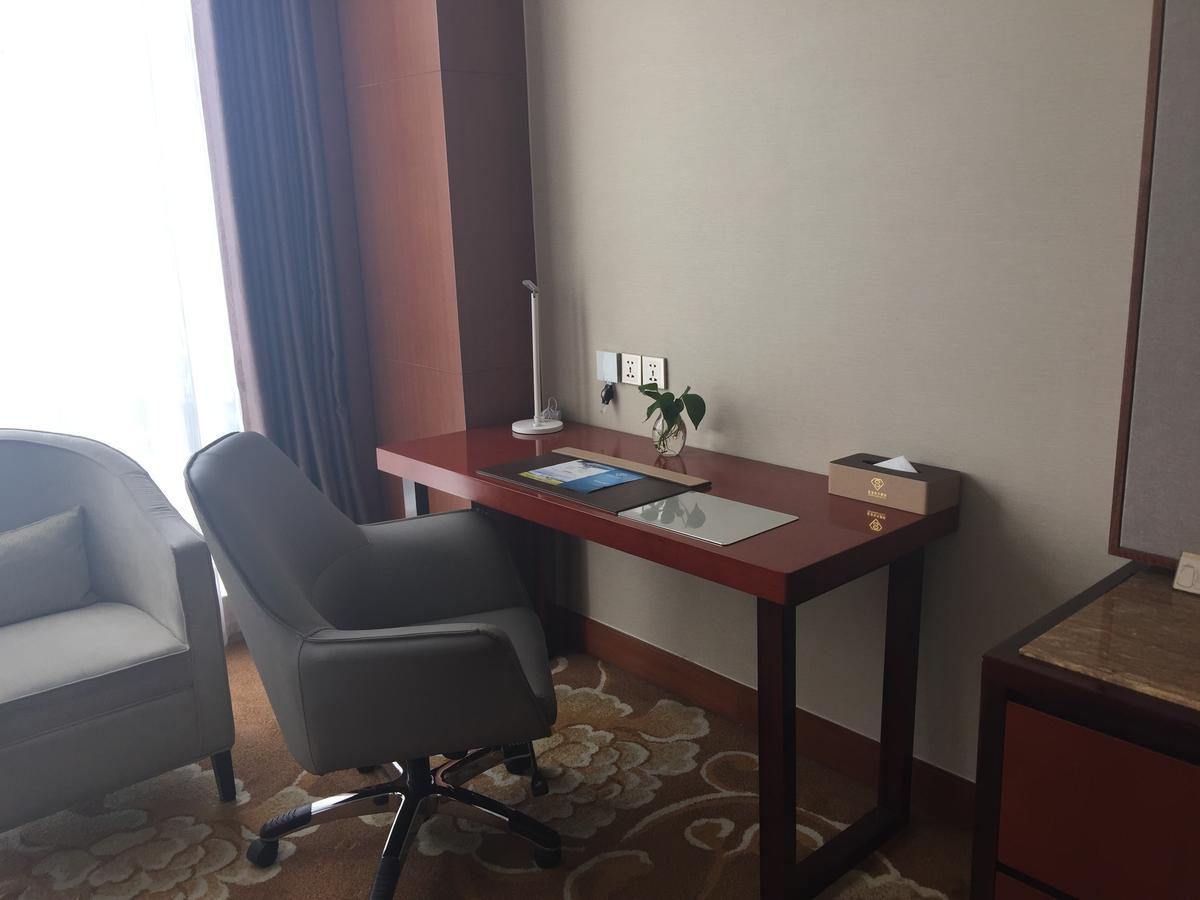 Xining Sapphire Hotel Екстериор снимка